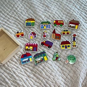 Vilac wooden car and French town magnet set